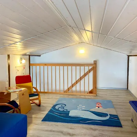 Apartmán Villa-rosengarten-ferienwohnung-baumhaus-mit-seeblick Sassnitz